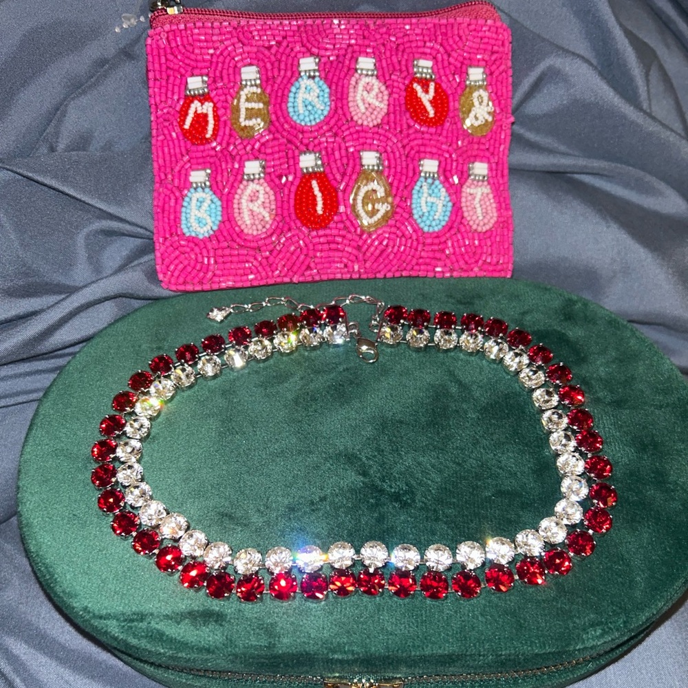 ❤️🩶Swarovski Crystal Red and Silver Necklace♥️🩶